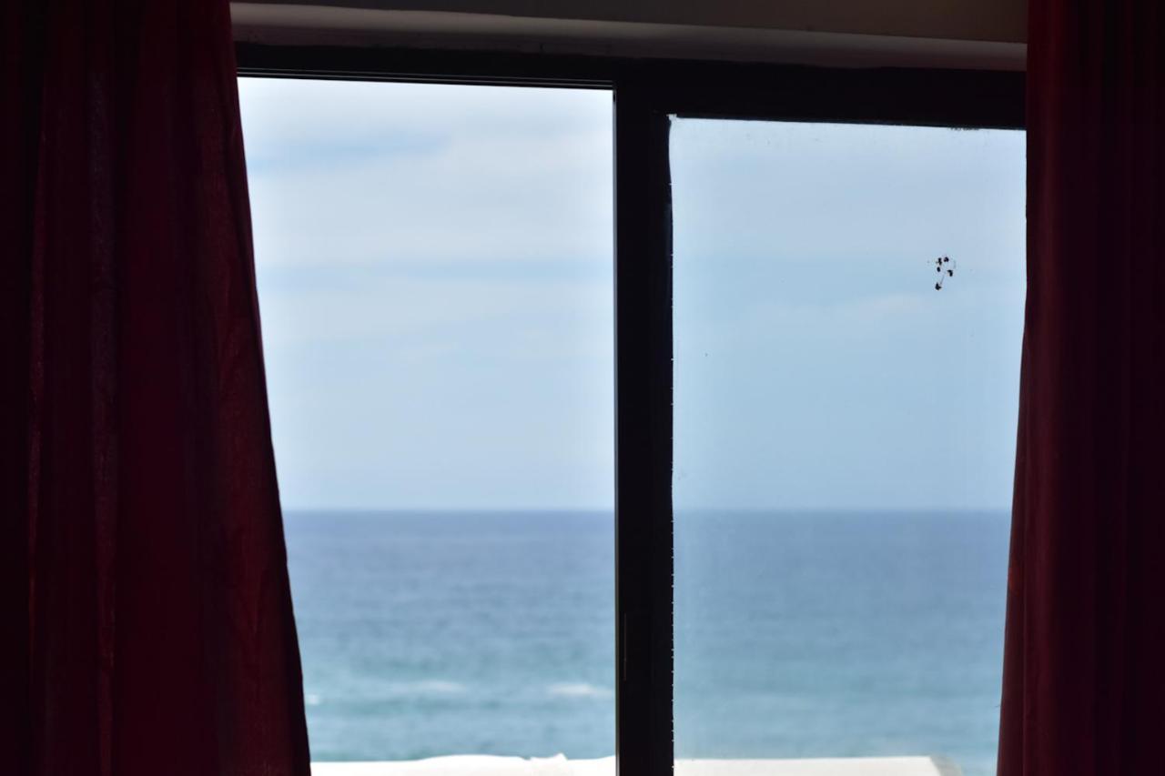 Packbag Beach Hotel Kovalam Buitenkant foto