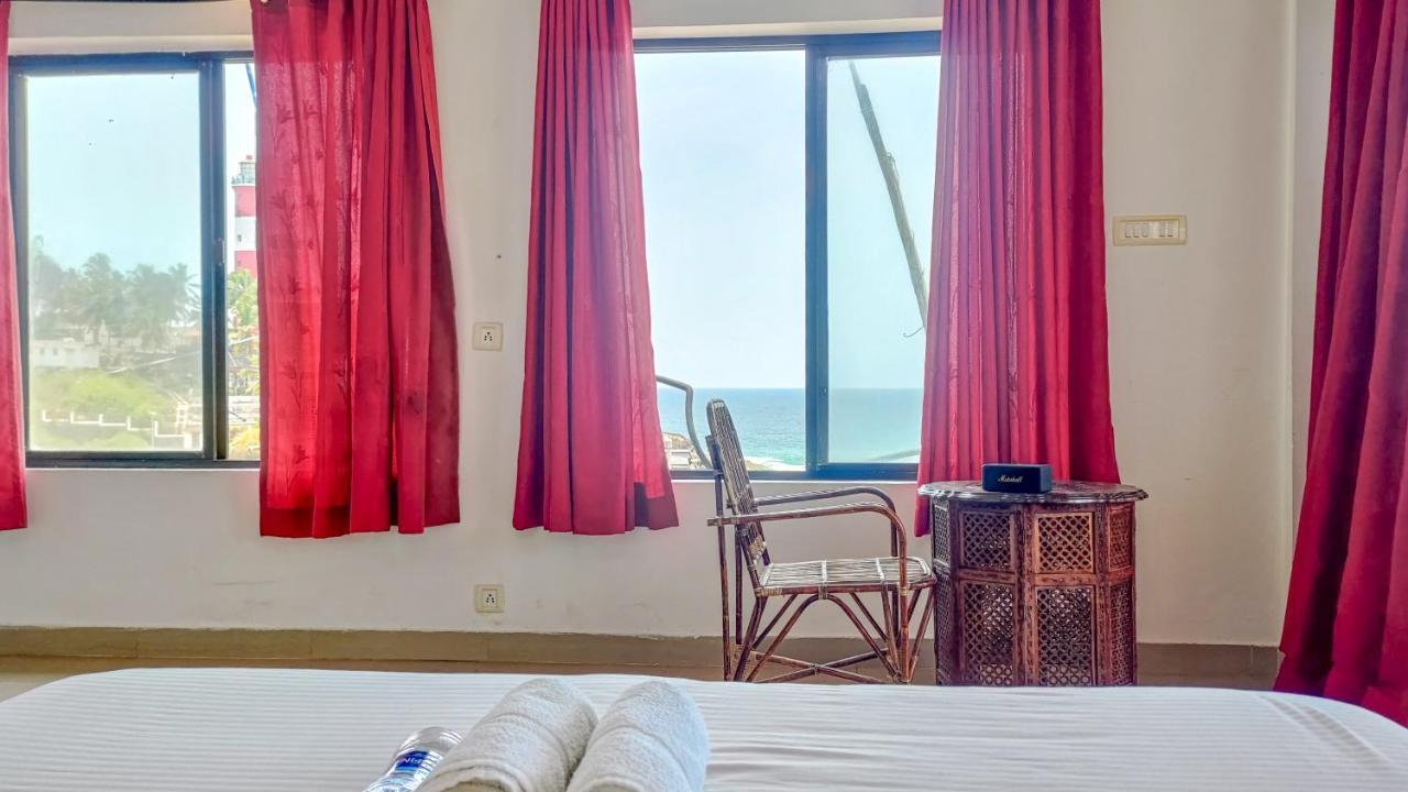 Packbag Beach Hotel Kovalam Buitenkant foto